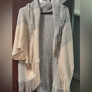 Elegant Fringe Women's Shawl - Cream and Gray